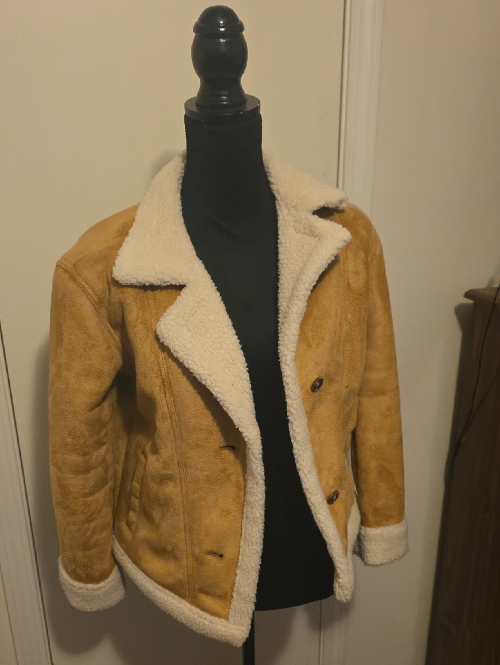 Old Navy Cream Sherpa Lined Jacket with Dark Exterior